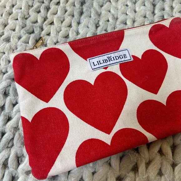 Lilibridge Heart Clutch or Pouch, Gently Pre-Loved MSRP $46 - Picture 2 of 4
